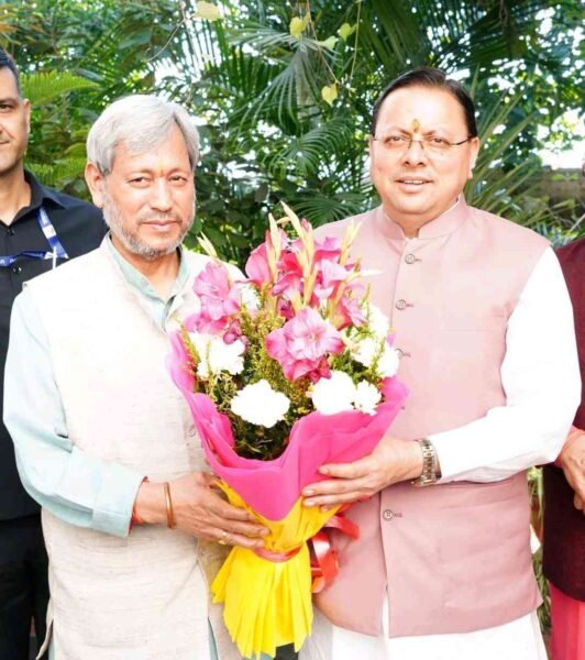 मुख्यमंत्री धामी ने पूर्व मुख्यमंत्री तीरथ सिंह रावत को दी दीपावली की शुभकामनाएं