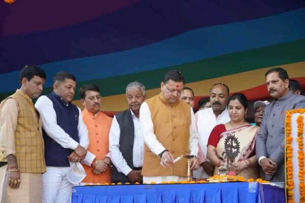 मुख्यमंत्री धामी ने टनकपुर में सहकारिता मेले का किया उद्घाटन