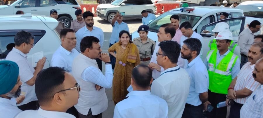 मुख्य सचिव आनंद बर्द्धन ने कुम्भ मेला–2027 की तैयारियों का किया स्थलीय निरीक्षण, श्रद्धालुओं की सुविधा, सुरक्षा एवं सुगमता सुनिश्चित करने के निर्देश