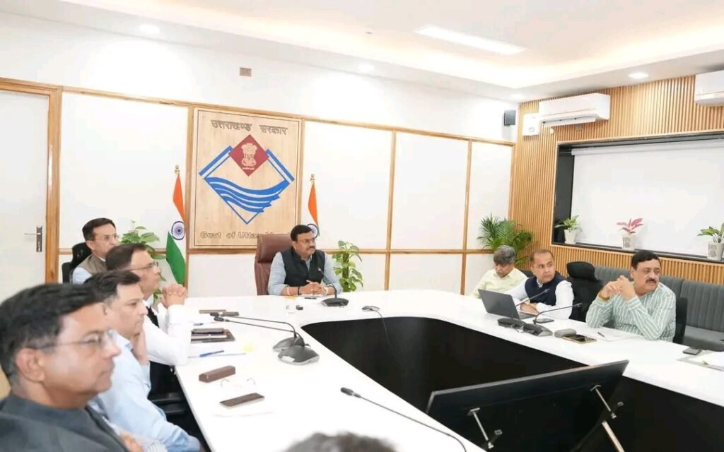 CS ने ली चारधाम यात्रा की तैयारियों को लेकर बैठक, सम्बन्धित विभागों से ली अद्यतन स्थिति की जानकारी