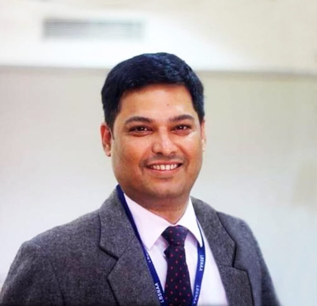 आईसीसीसीसी सेंटर से चारधाम हेली सेवाओं पर 24 घंटे नजर, सचिव नागरिक उड्डयन सचिन कुर्वे बोले – श्रद्धालुओं की सुरक्षा पहली प्राथमिकता
